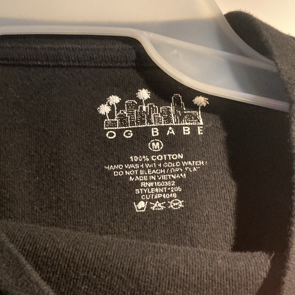 OG Babe Cropped Long Sleeve Black Top - Picture 4 of 4